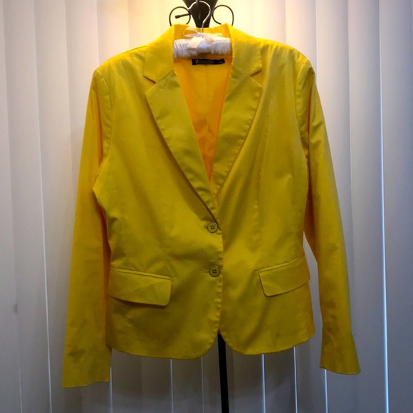 New York & Company Jackets & Blazers - New York & Company Classic Blazer Yellow Size 12 EUC ☀️☀️🌻✨